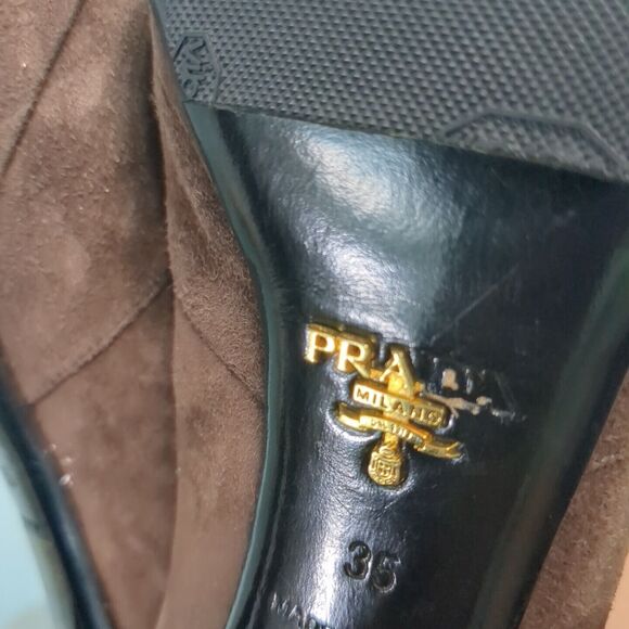 PRADA Womens Size US 5 EUR 35 Brown Suede Flap Platform Pumps Open Toe Italy - Picture 6 of 6